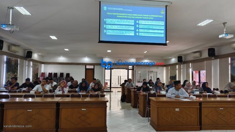 Peserta Ponorogo Inotek Award 2026 saat mengikuti technical meeting di kantor Bapperrida Ponorogo( foto: Beritaponorogo.com)